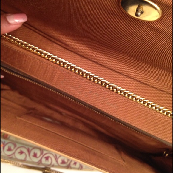 Vintage Frenchy's of California Buttercream Clutch - Picture 3 of 4