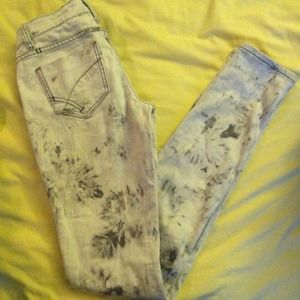 White& grey tie-dye skinny jeans