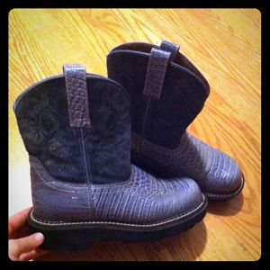 Used Baby Blue Ariat Fat Baby boots.