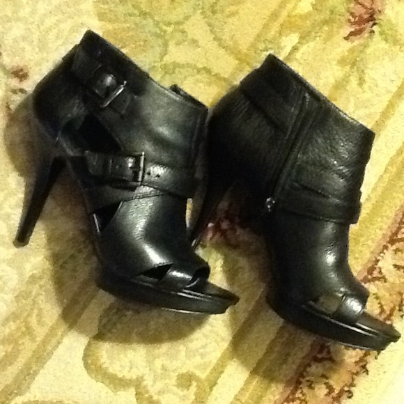 Nine West - Sexy Black high heel shoes