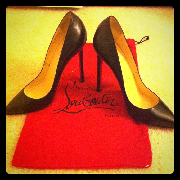 SOLD Christian Louboutin Pigalle 120 size 36/6