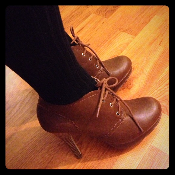 Lace up Oxford Heels