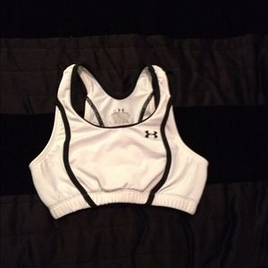 Under Armor Sports Bra💪