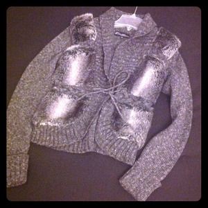 BUNDLE Nice two sweaters