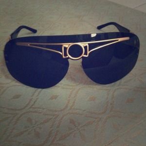 🚫Reserved🚫 Versace Shades. authentic !
