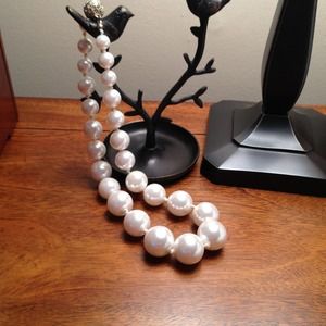 Reserved: Banana Republic Necklace