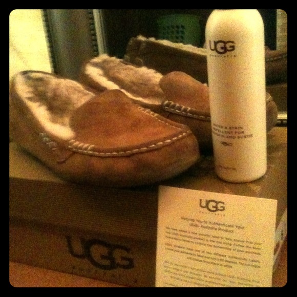UGG reservedUGG slippers, bought fall early 2012