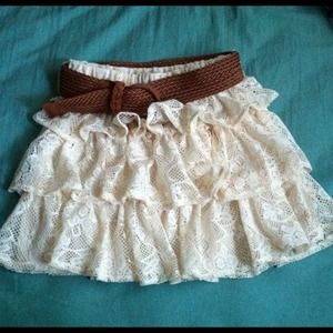 Off white flowey floral skirt