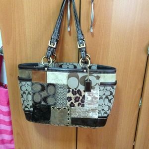 (SOLD!) Coach handbag (used)