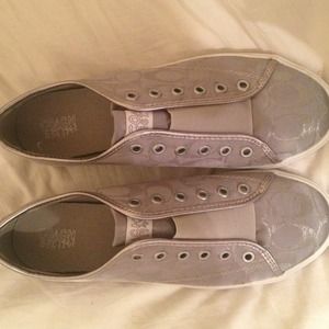 Size 9 never worn before silver coach sneakers!