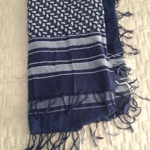 Abercrombie scarf