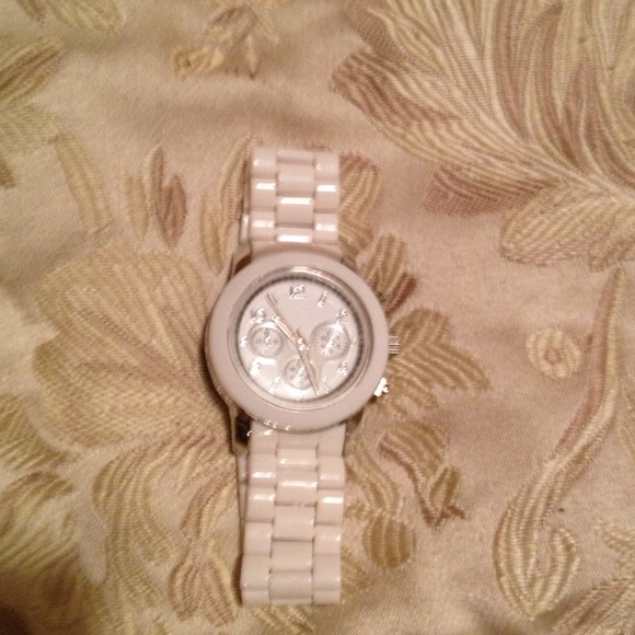 Brand new white women's watch!!!!!!