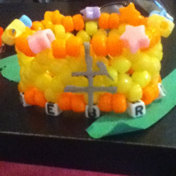 Yellow "Brokencyde" Bracelet :)