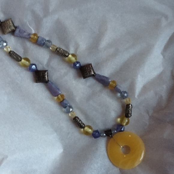 🌺🌺 REDUCED🌺🌺BEAUTIFUL COLDWATER CREEK NECKLACE - Picture 3 of 4