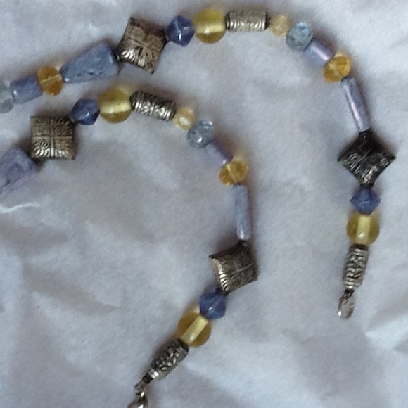 🌺🌺 REDUCED🌺🌺BEAUTIFUL COLDWATER CREEK NECKLACE - Picture 4 of 4