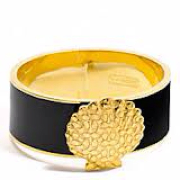 🔴RESERVED🔴 COACH hinged signature shell bangle