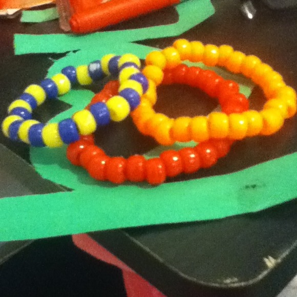 3 Singles Bracelet