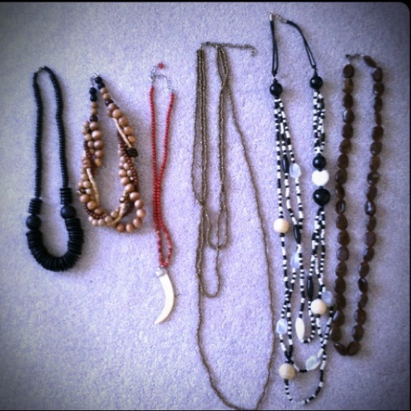 ❌TRADED❌Necklace bundle - Picture 3 of 4