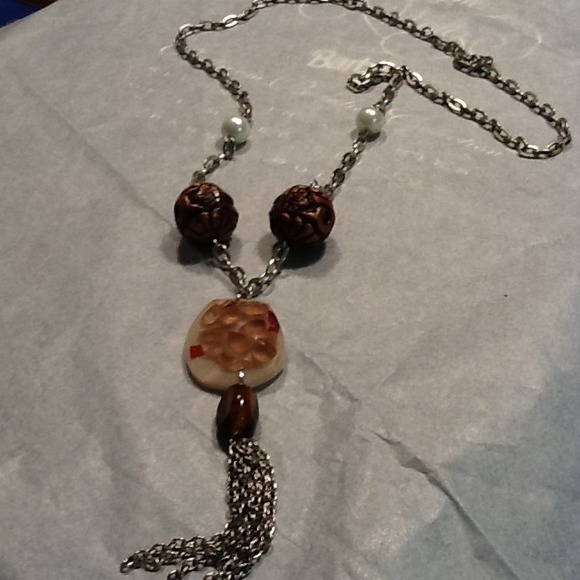 💋💋HOST PICK💋💋NECKLACE WITH TINY SHELLS💛💙💜 - Picture 3 of 4