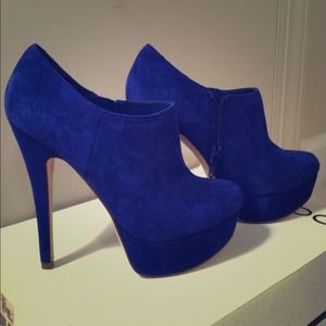 Brand new ALDO blue suede booties