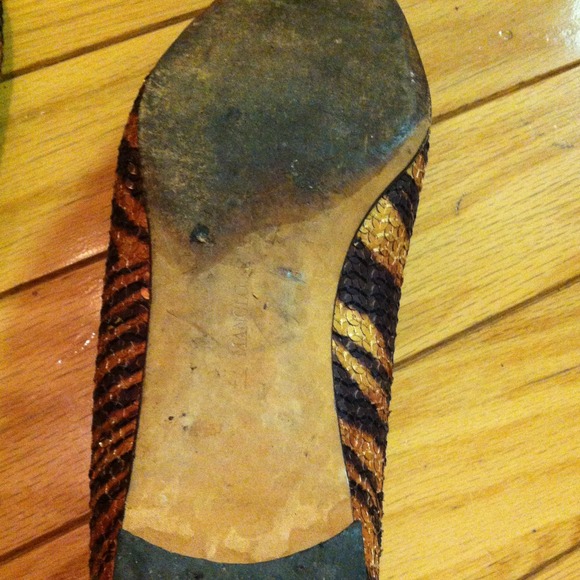 Manolo blahnik animal print flats - Picture 3 of 4