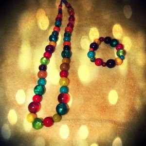 Necklace and bracelet set