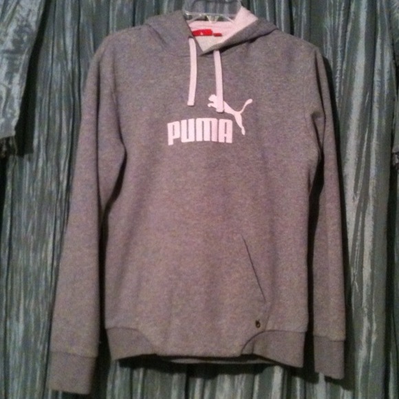 Puma Gray & Light Pink Sweatshirt