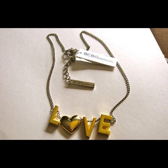 ❌SOLD❌BCBGeneration affirmation "L<3VE" necklace - Picture 2 of 4