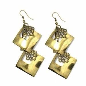 Double diamond shaped dangle earrings in gold