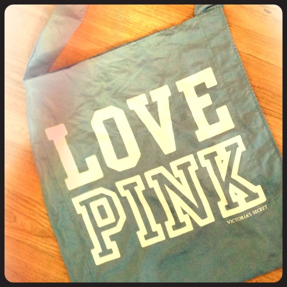✔RESERVED✔PINK by VS tote👙