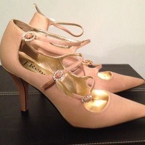 Gold evening wear shoes