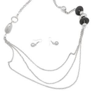 Silver necklace with bead accents
