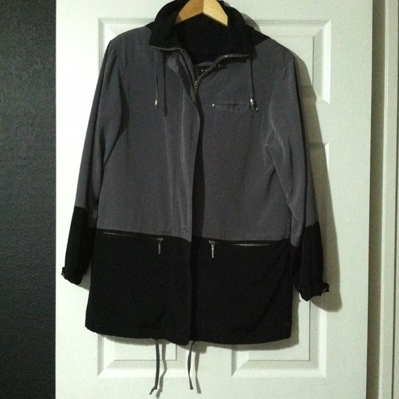Very cozy and elegant coat !!
