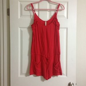 Coral Romper. Size Large!