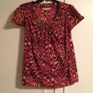 Fun and comfy decorative top.