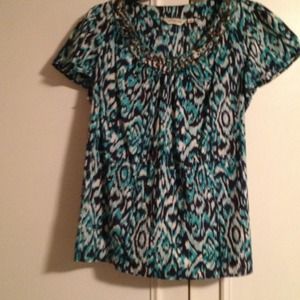 Cute, comfy and dressy all in one top!