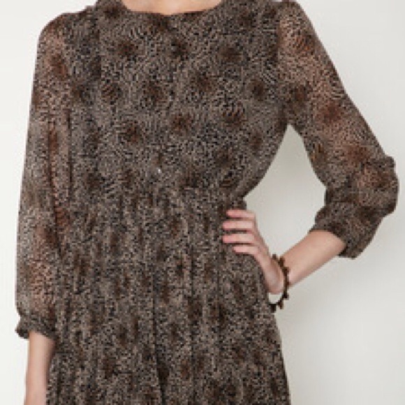 Line & Lotte Dresses & Skirts - Line & Lotte Leopard Printed Chiffon Dress