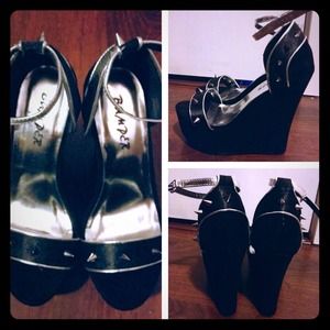 Spike and Span Wedge