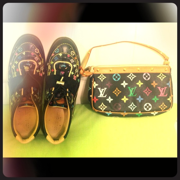 👍AUTHENTIC👌LV Bag & Sneakers💄SOLD💄