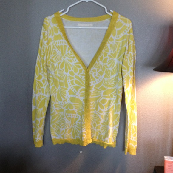 📦Sold📦Old navy yellow cardigan