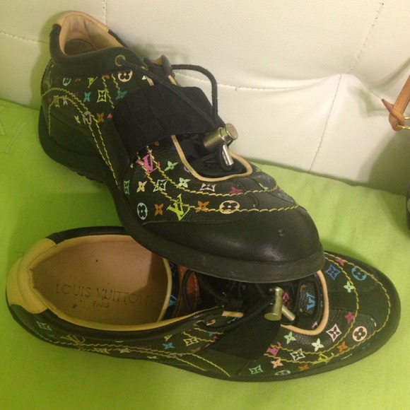 Authentic LV Sneakers ⚡️SOLD ⚡️ - Picture 1 of 3