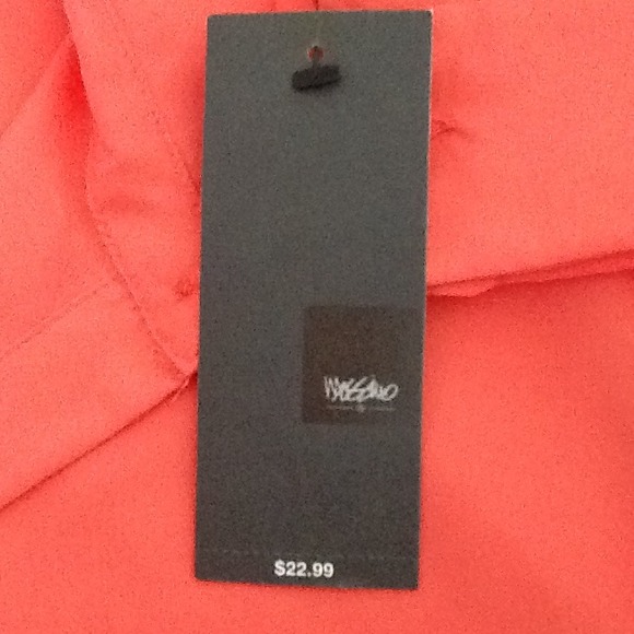 ✋HOLD✋Bright Coral Campshirt - Picture 3 of 4