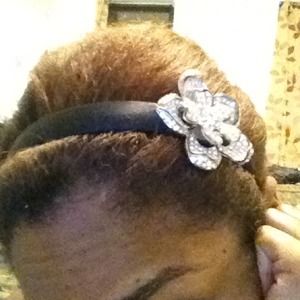 **SOLD** Flowered headband