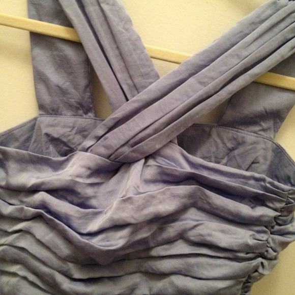 **SOLD** Ruffled H&M Top - Picture 4 of 4