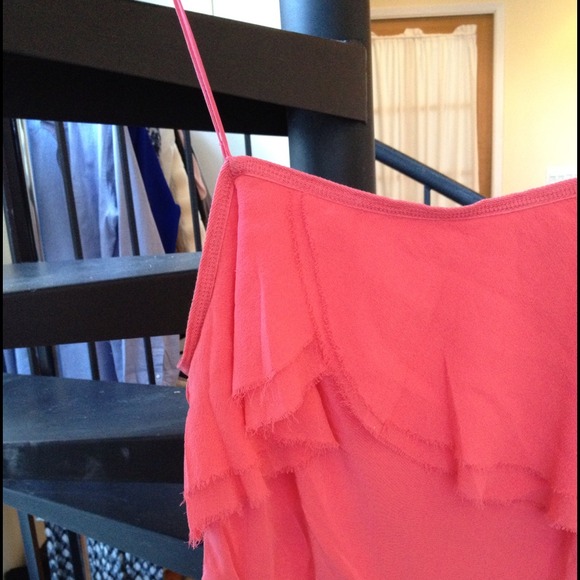 ❌SOLD IN BUNDLE❌Coral silk dress - Picture 2 of 4