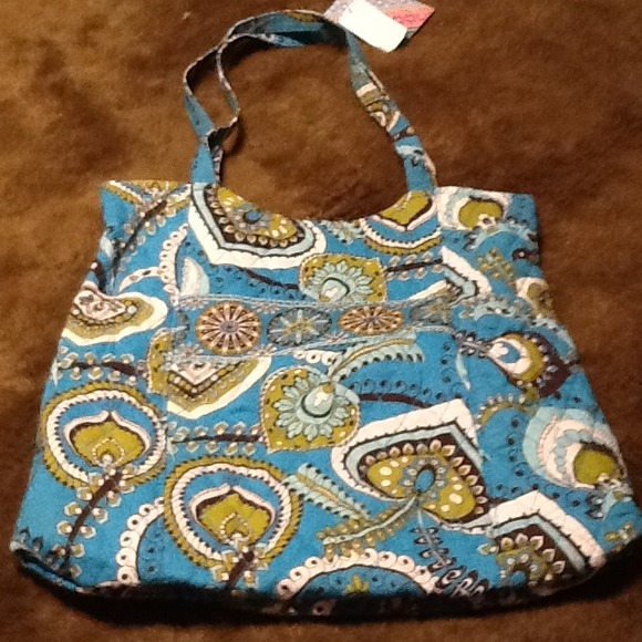 🔥Reduced🔥Pretty Tote - Picture 2 of 2