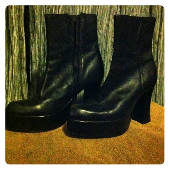Traded to angelbaby0113. Leather platform Booties