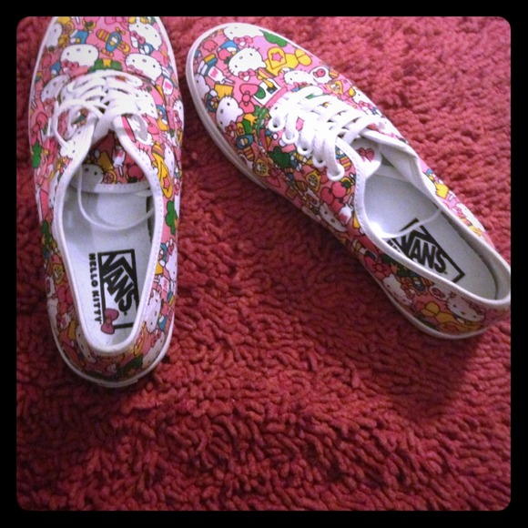 Hello Kitty Vans