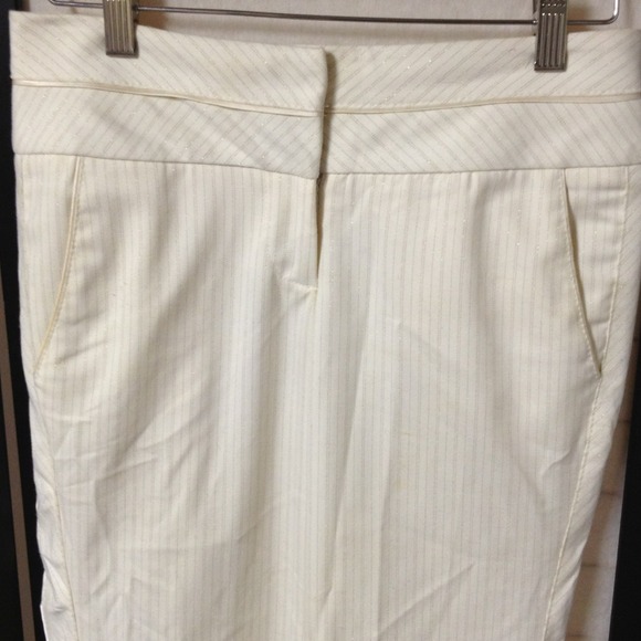 💥🔥💥 Bebe Cream Metallic Gold Pinstripe Pants 4