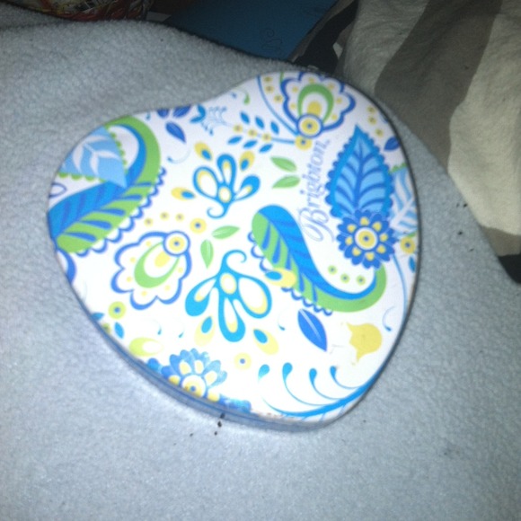 Brighton tin jewelry box